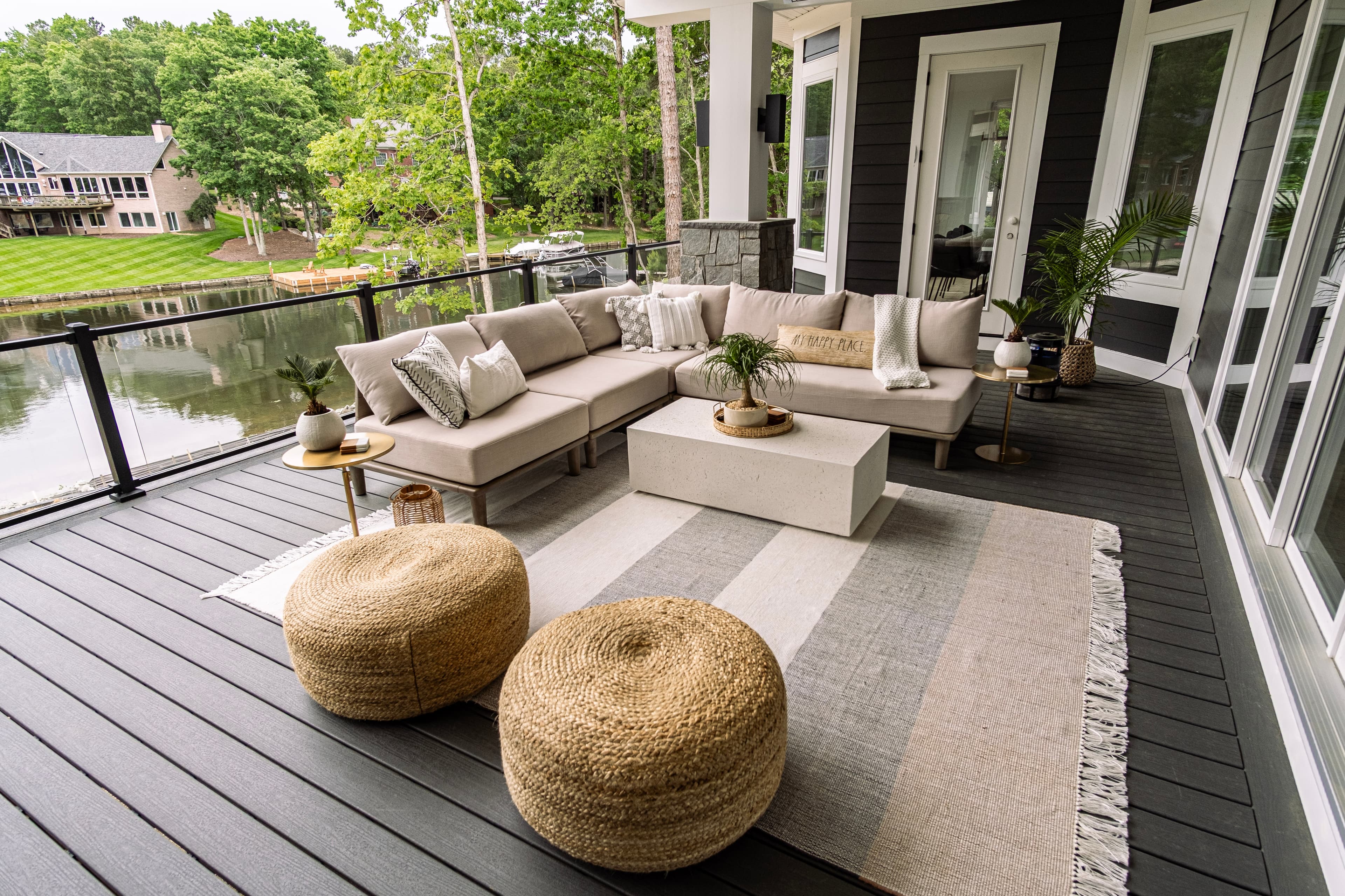 Luxury waterfront living at Lake Anna